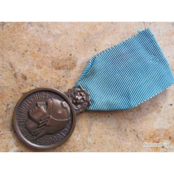 m�daille ordre d�coration BRONZE - EDUCATION PHYSIQUE ET SPORTIVE     RUBAN BLEU