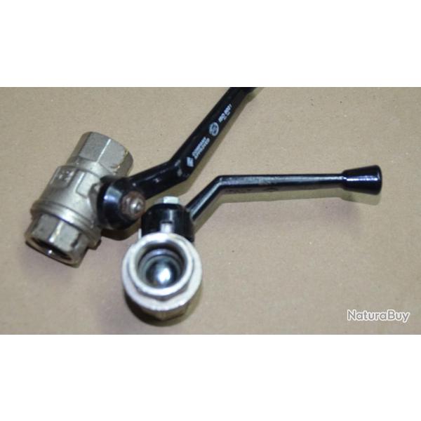 Lot de deux vannes 20/27