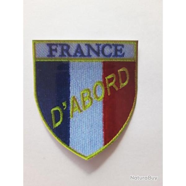 AUTO-COLLANTS "FRANCE D ABORD"