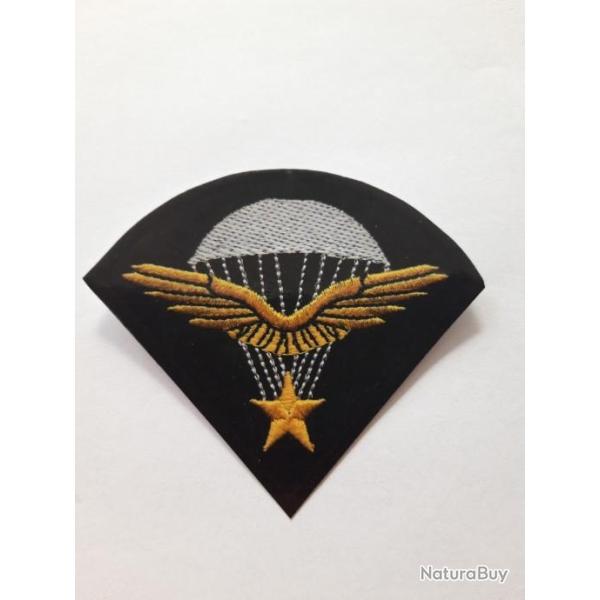 AUTO-COLLANTS DU PREMIER R.C.P.