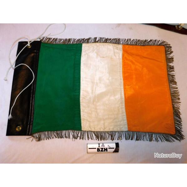 IRLANDE : DRAPEAU FANION VOITURE DIPLOMATIQUE