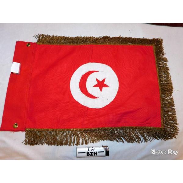 TUNISIE : DRAPEAU FANION VOITURE DIPLOMATIQUE