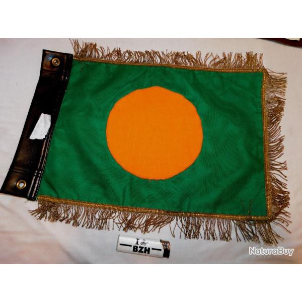 BANGLADESH : DRAPEAU FANION VOITURE DIPLOMATIQUE