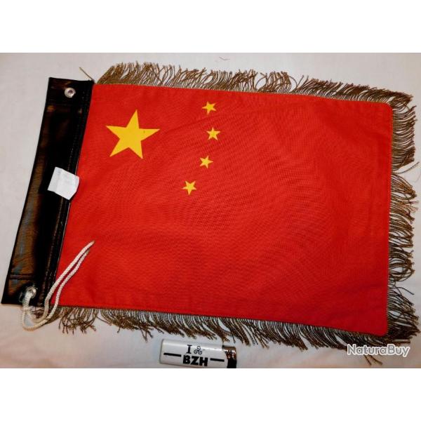 CHINE : DRAPEAU FANION VOITURE DIPLOMATIQUE -
