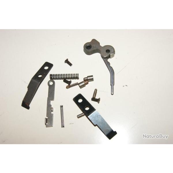 lot de pi�ces detachees de pistolet alarme RECK COMMANDER UMAREX - VENDU PAR JEPERCUTE (S20H27)