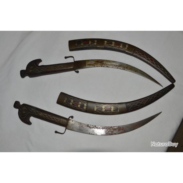 PAIRE DE  COUTEAUX ORIENTAUX AFRIQUE DU NORD-FLISSAH ALGERIE /MAROC
