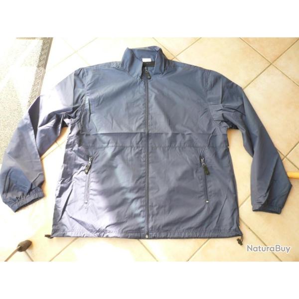 Veste haut Sport coupe vent neuve taille XL / arm�e legion
