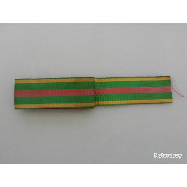 coupe de ruban militaire fran�ais pour m�daille de combattant volontaire
