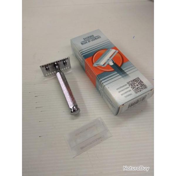 Rasoir m�canique en acier chrom� marque ''Merkur''