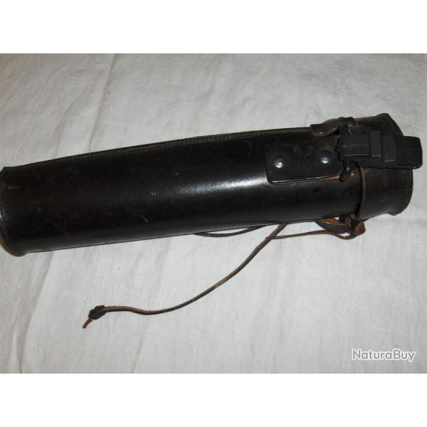 �tui cylindrique en cuir �pais pour documents