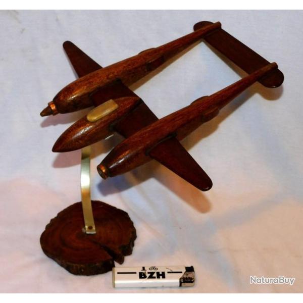 JOLI ANCIEN MODELE ARTISANAL AVION LOCKHEED LIGHTNING P.38 .... � voir ............