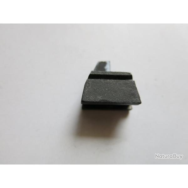 VENDU PAR CUIRASSIER11 POINT DE MIRE FER ET  MASSIF  POUR FUSIL OU CARABINE