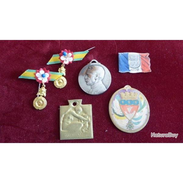 JOURNEE DU POILU WW1 EPINGLETTES MEDAILLE MILITAIRE LOT 4