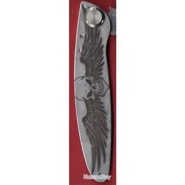 NOUVEAU K2 TETE DE MORT AIL�E � TON PR�NOM couteau made in france