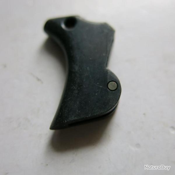 VENDU PAR CUIRASSIER11 DETENTE NOIRE  PISTOLET RECK ALARME CAL 8MM (REF 10)MODELES P6-P8-P10