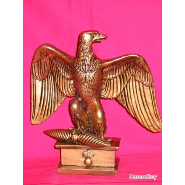 Aigle Imp�riale avec grenade