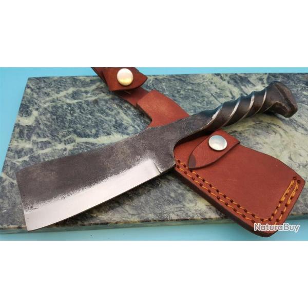 Couperet Fabrication Artisanal Forg� Dans un Clou de Rail Acier Carbone Etui Cuir PA4416