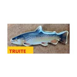 PIN'S "TRUITE" couleur peint &agrave; la main 4.5 cms   PINTRU3