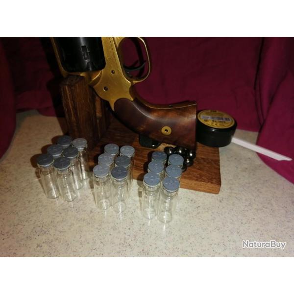 18 FIOLES  POUDRE NOIRE en verre, bouchon caoutchouc (Port COMPRIS France Mtropolitaine)