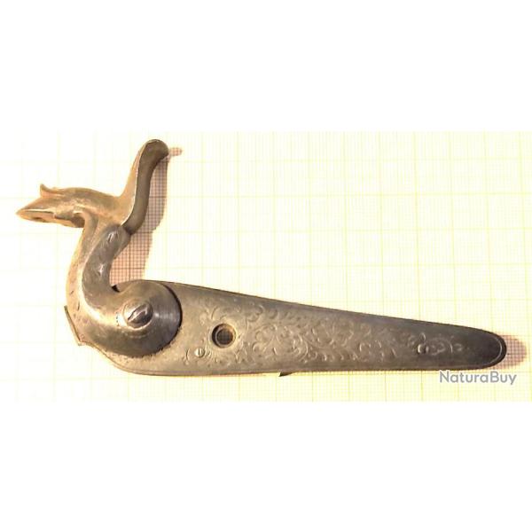 Platine  � Broches  PL142