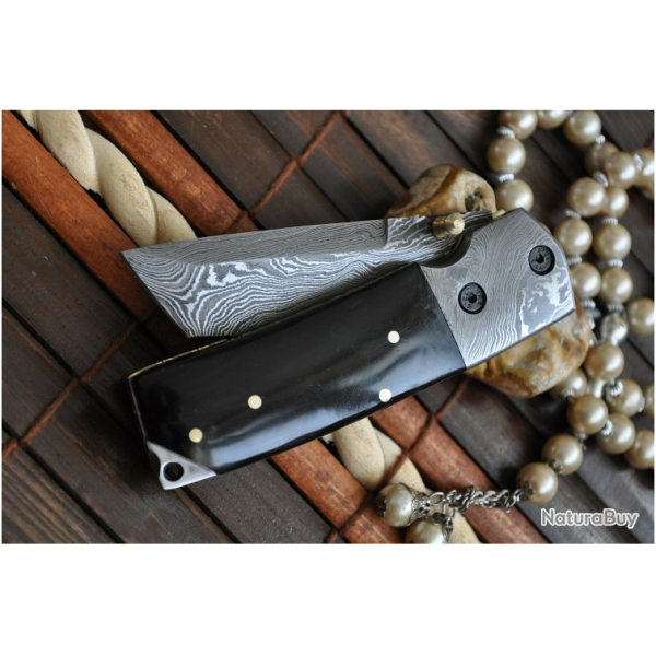 Couteau pliant Damas - Cran de s�ret�. (Lien vid�o)