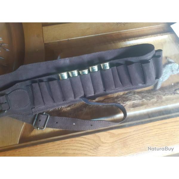 Cartouchire Crote de cuir  cal 12...  20 tubes