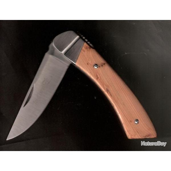 Vos Initiales sur votre CORR�ZE Couteau r�gional d'Artisan gratuit