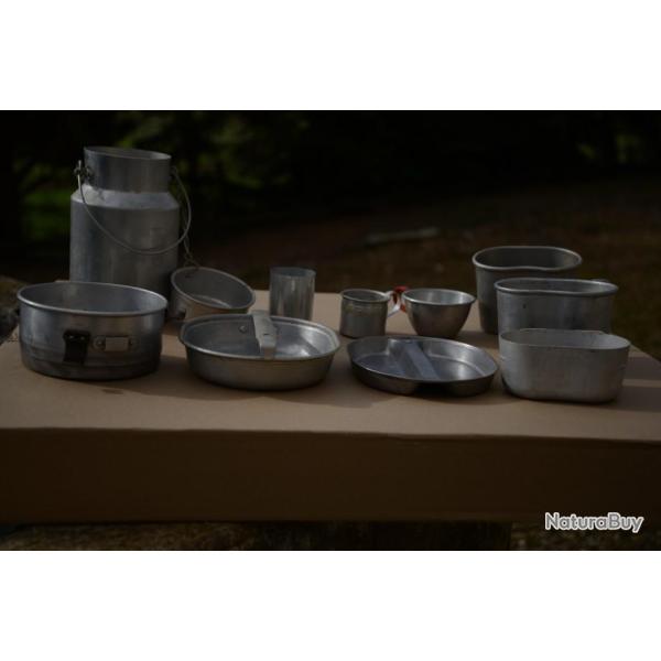 11 r�cipients alu pour la randonn�e, la p�che ou la chasse