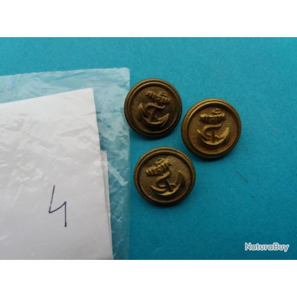 3 ANCIENS BOUTONS  DE VAREUSE MILITAIRE - DE MARINE
