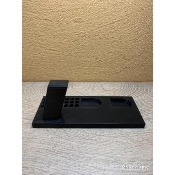 Support pour pistolet Smith & Wesson  M&P military & police, 2 chargeurs et 21 cartouches