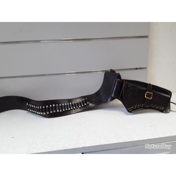 HOLSTER POUR ARMES  A POUDRE NOIR CUIR