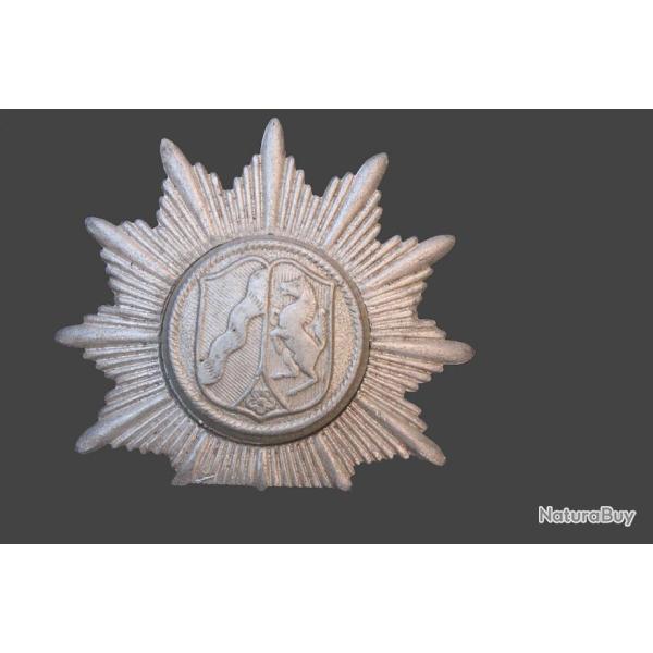 Insigne en m�tal pour casquette Polizei post WW2  4a