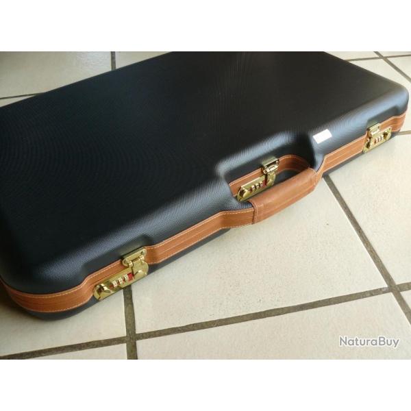 Mallette Luxe  avec liseret cuir  ...   Express ....  Fusil ...
