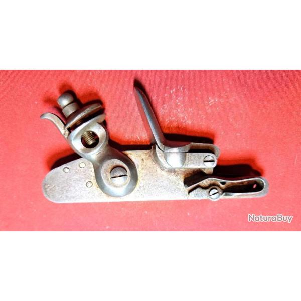 Platine � Silex Espagnol   pour armes (XIXe)     ( Livr� par Happy post 11�)