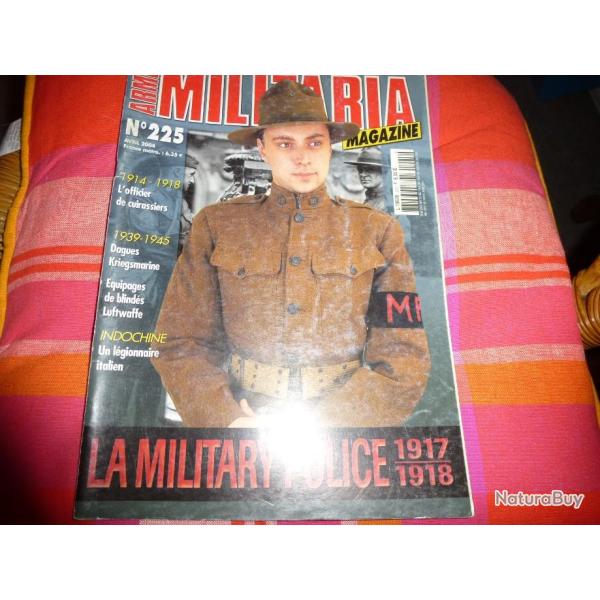 MILITARIA MAGAZINE 225