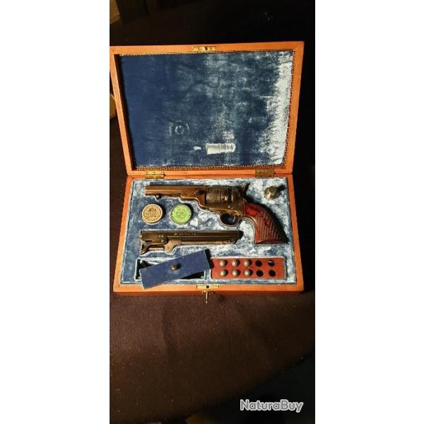 Rare et superbe coffret de collection pour "COLT Pietta 1851- Navy-Yank" cal 44 en marqueterie.