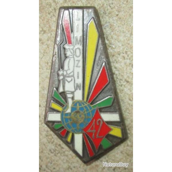 42� R.I, LIMOZIN, argent�, coiffe blanche, rayon jaune, matricul�