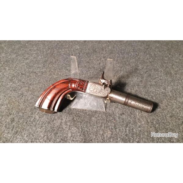 Pistolet coup de poing  11mm