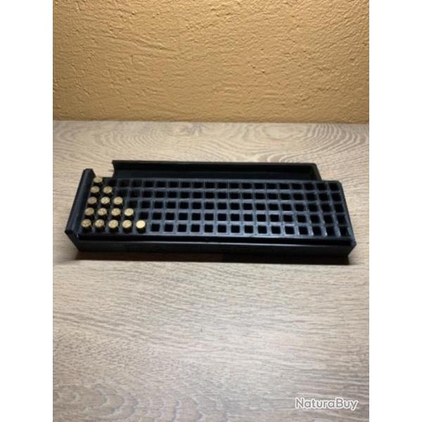 Boite noire pour 100 munitions 22 Lr ( long rifle )