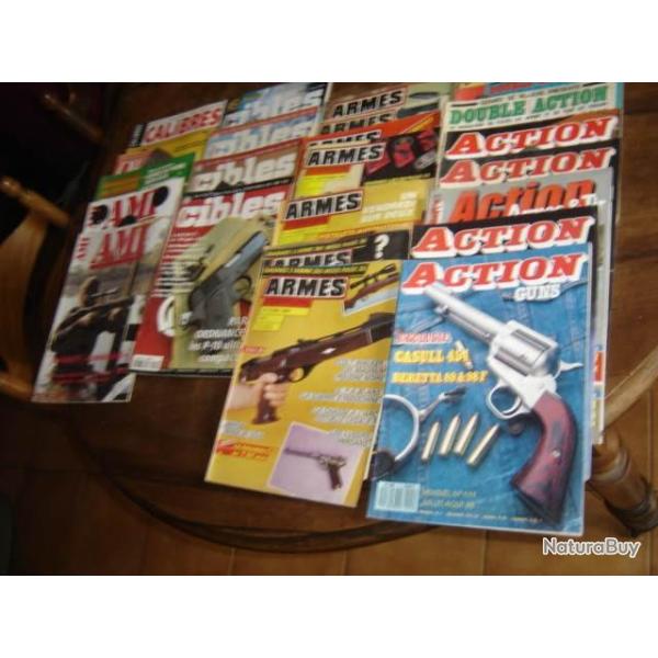 LOT DE 23 REVUES MILITARIA