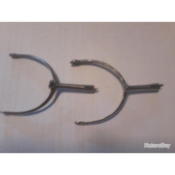 ancienne paire d'perons pour chaussure de sortie ou botte 3 Rpublique  1931 pour officier de cav