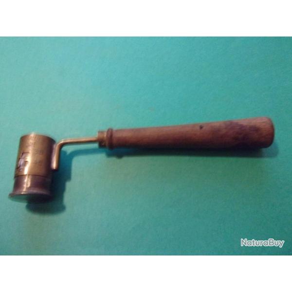 Ancienne dosette � poudre et � plomb en laiton