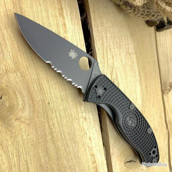 Couteau Spyderco Tenacious Black Lame Acier 8Cr13MoV Serr Manche FRN Linerlock Clip SC122PSBBK