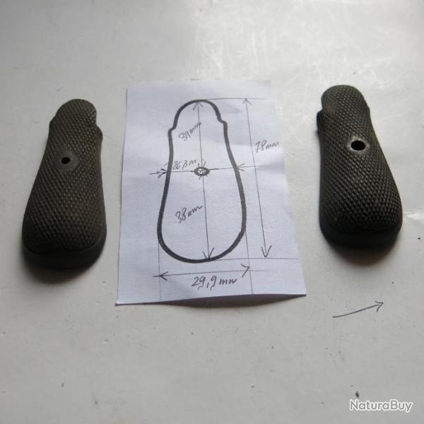 VENDU PAR CUIRASSIER11 PAIRE DE PLAQUETTES DE CROSSE REVOLVER  TYPE 9 MM ET 12 MM BELGE