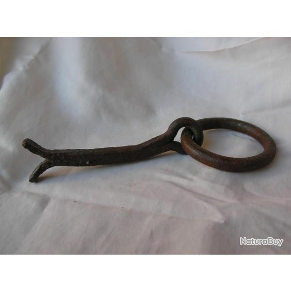 WW1 FRANCE CURIOSIT� " ANNEAU AVEC TIGE EN Y " TROUVAILLE 100 % TERRAIN ANCIENNE ZONE COMBATS WW1