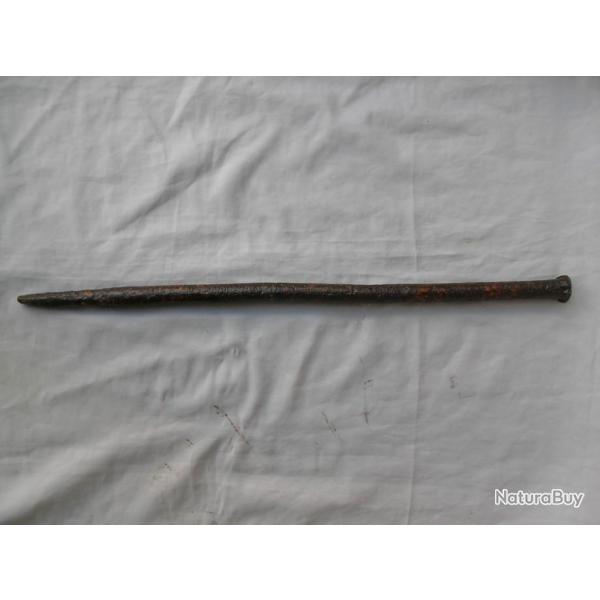 WW1 FRANCE LONG PIQUET D'ATTACHE RELIQUE ANCIENNE ZONE DE COMBAT WW1 67 CM