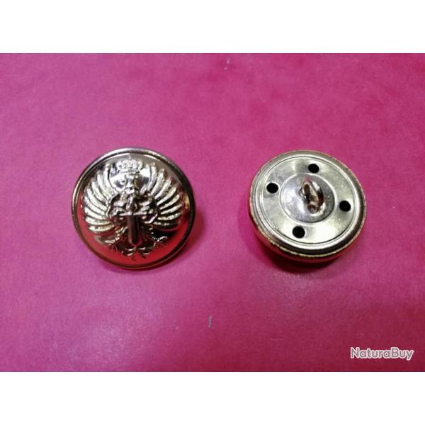 bouton uniforme franquiste ARMEE ESPAGNOLE 1960/80 EJERCITO FRANCO revers 4 trous