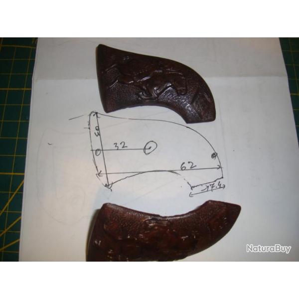 PLAQUETTE POUR REVOLVER LE MONDIAL