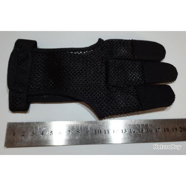 Gant 3 Doigts pour le Tir � l'Arc BuckTrail Synthetic Summer Lightweight Meshed Large