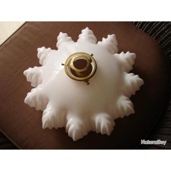 ABAT JOUR ANCIEN COULEUR ROSE PALE + GRIFFE EN LAITON